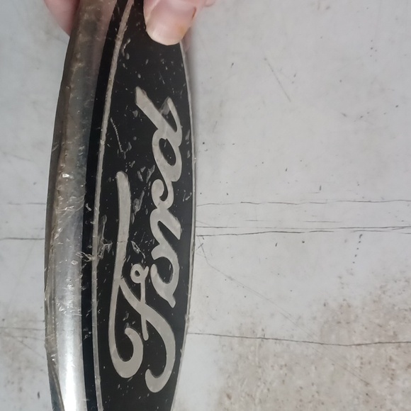 Ford parts - Picture 4 of 8